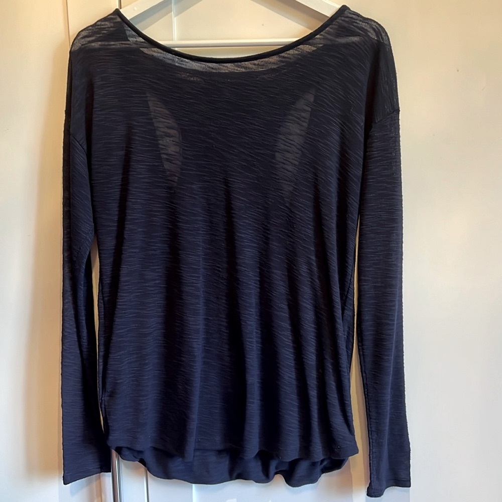White House Black Market large long sleeved yoga top